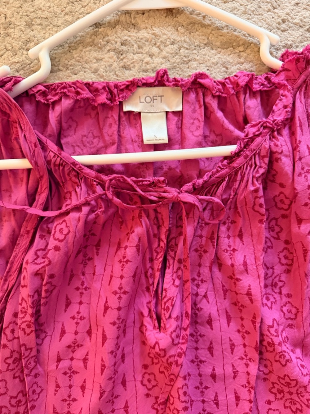 LOFT Fuchsia Printed Sleeveless Tie Top - Picture 2 of 5